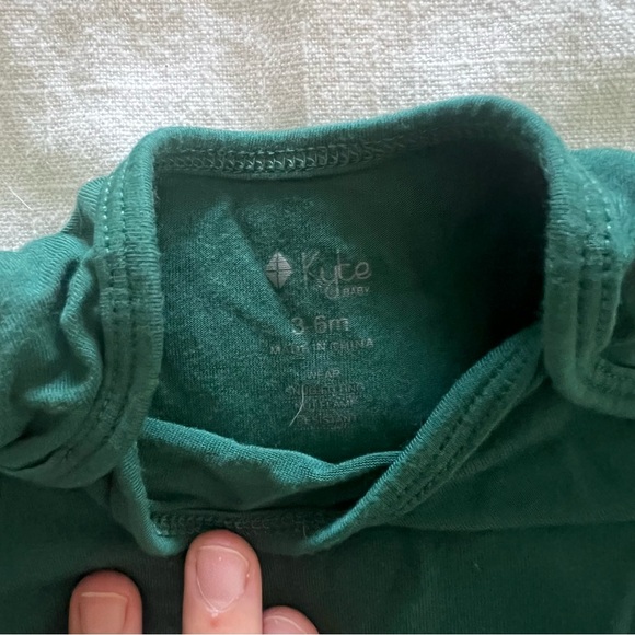 Kyte Baby Short Sleeve Onsie - Picture 2 of 2